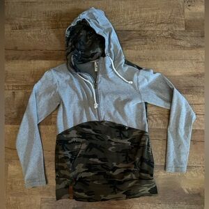 & || half zip hoodie